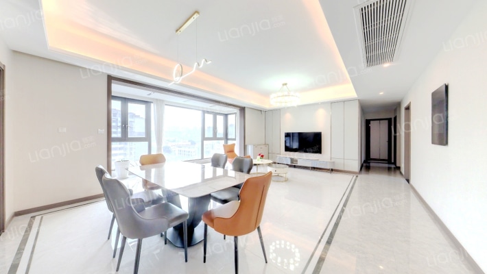 正黄翡翠堂二手房实景图