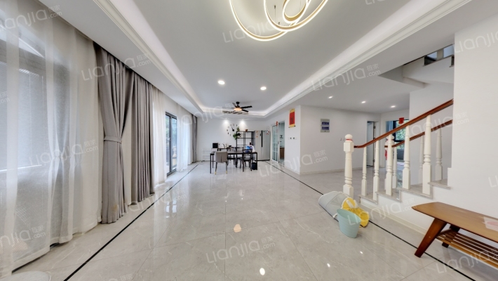 尚湖玫瑰园东区二手房实景图