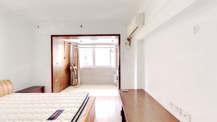 天地花园东区二手房实景图