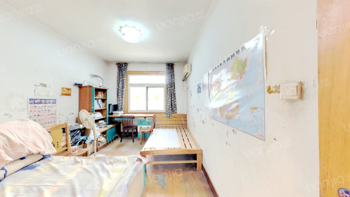 劳动局机关大院宿舍二手房实景图