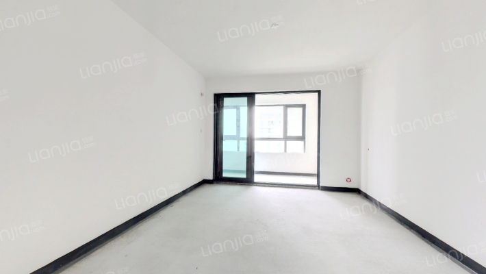 融创滨江壹号二手房实景图