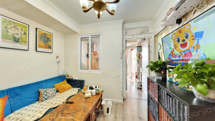 橙色年代二手房实景图