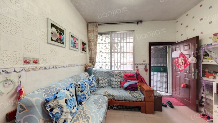 南宁市中医院宿舍二手房实景图