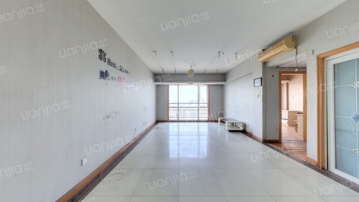 地王广场公寓二手房实景图