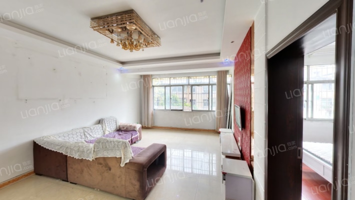 艳金花园二手房实景图