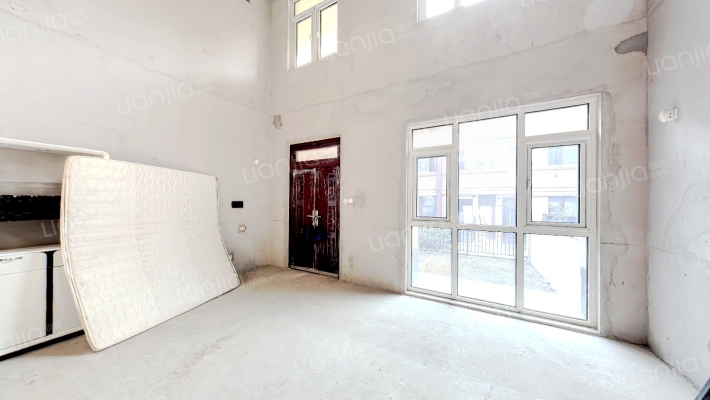 天山龍玺二手房实景图