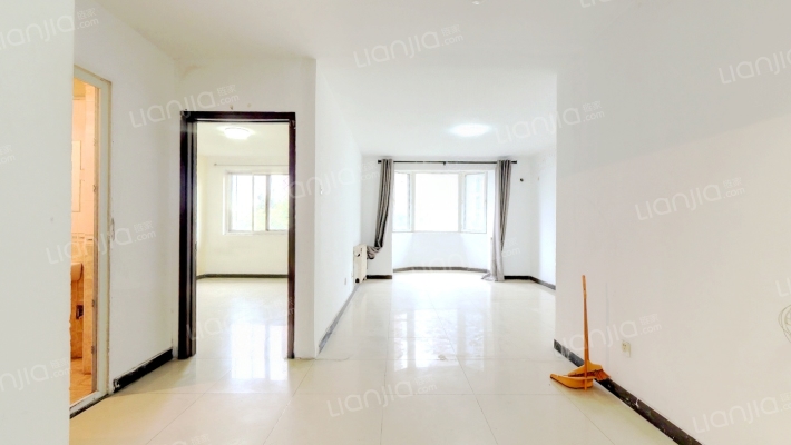 翠成馨园C区二手房实景图