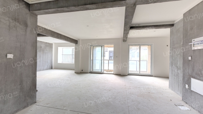 世合理想大地静安里二手房实景图