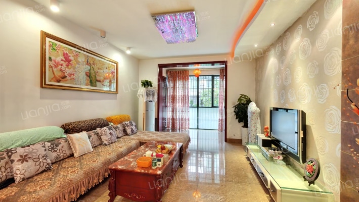 凤凰里小区二手房实景图