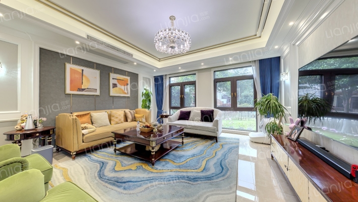 枫丹白露别墅二手房实景图