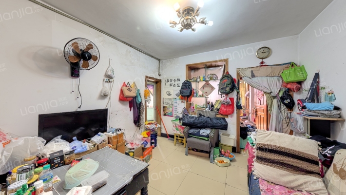 珠宝街二手房实景图