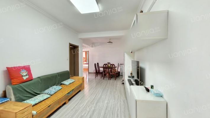 恒发新村和谐小区二手房实景图