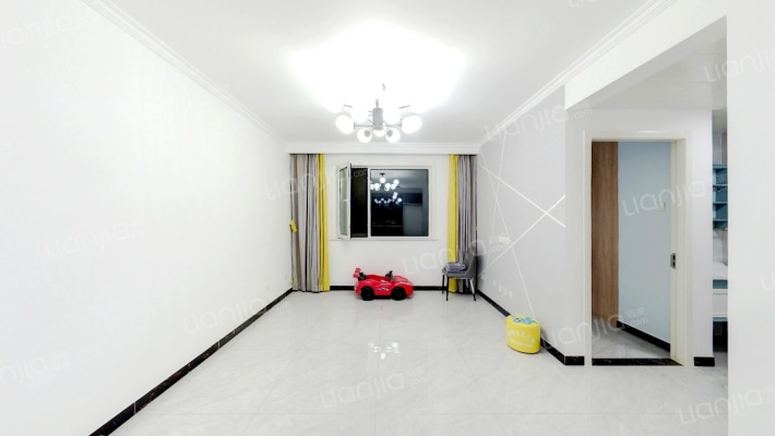 红杉郡三期二手房实景图