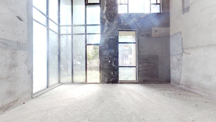 保利麓谷林语G区二手房实景图