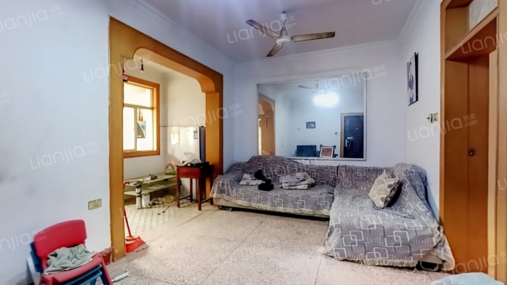 建行家属院二手房实景图