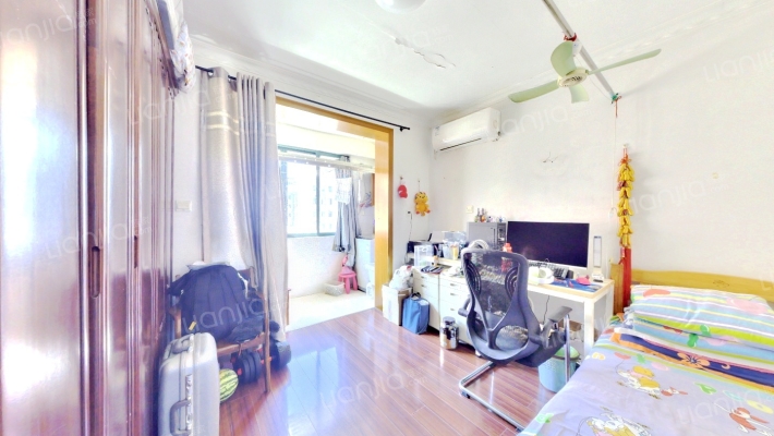 海滨八村二手房实景图