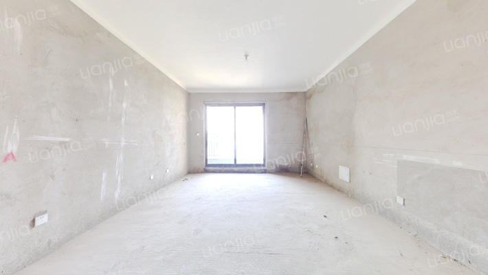 新田城湖光里二手房实景图