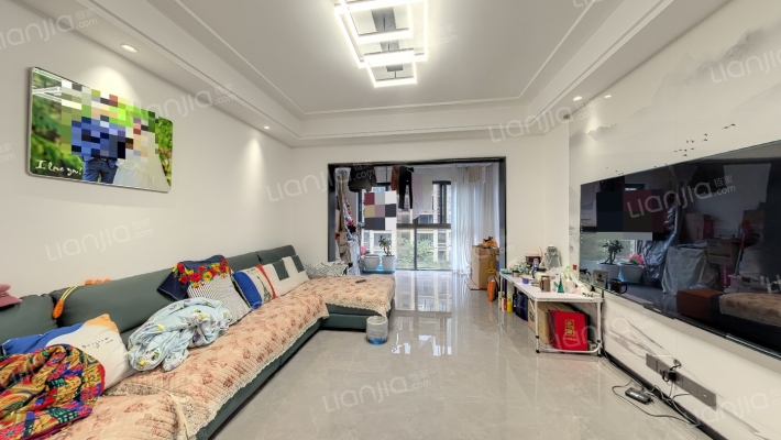 盛唐叠彩山二期二手房实景图