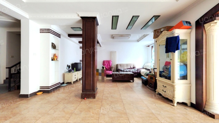 绿荫别墅小区二手房实景图