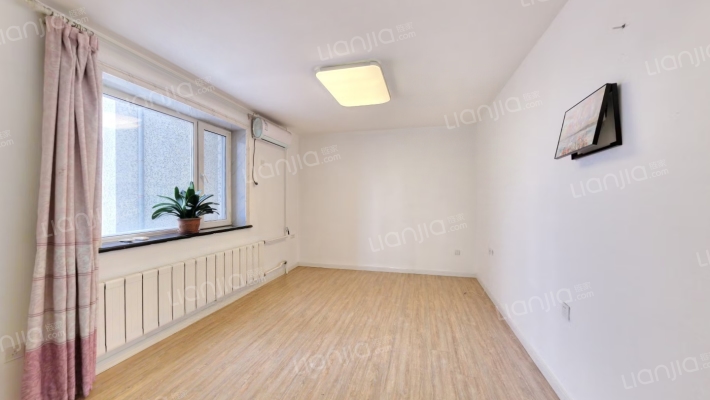 经纬三道街二手房实景图