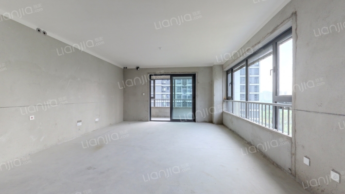 启晟蓝城云庐二手房实景图