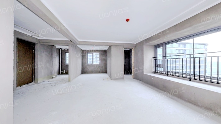 新月河滨二手房实景图