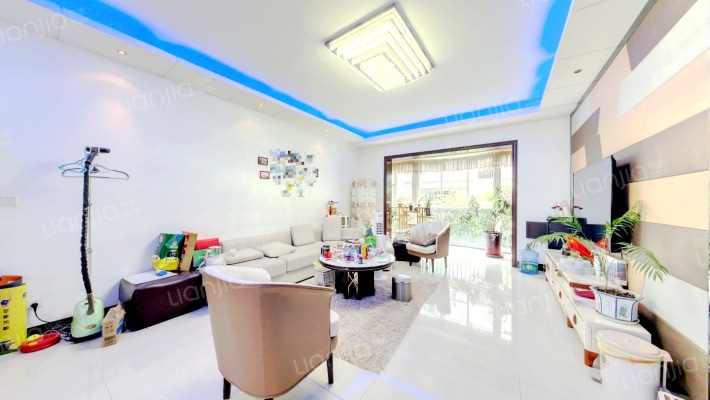 万事兴小区二手房实景图