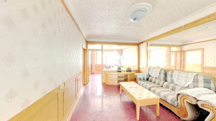 金属小区二手房实景图