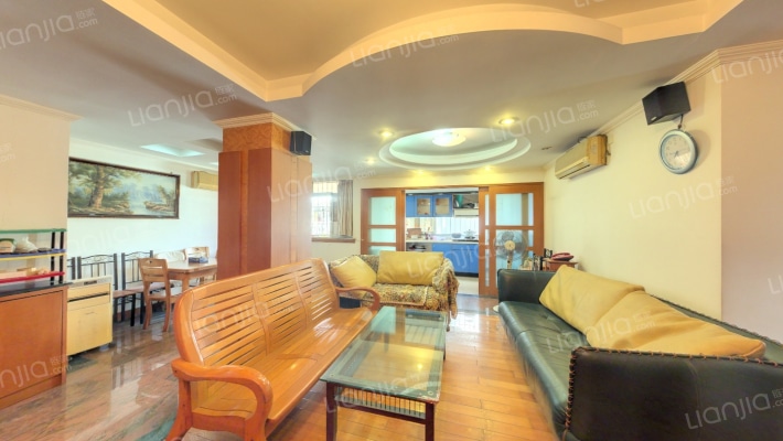 凤凰公寓二手房实景图