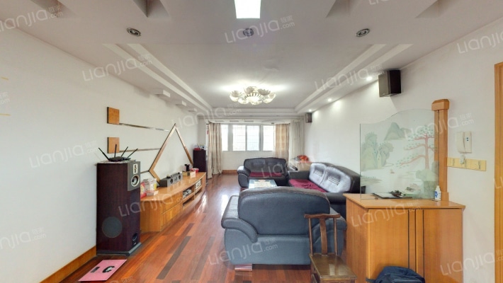 雄镇家园二手房实景图