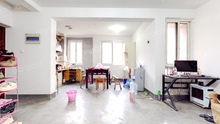 黎明苑三期二手房实景图