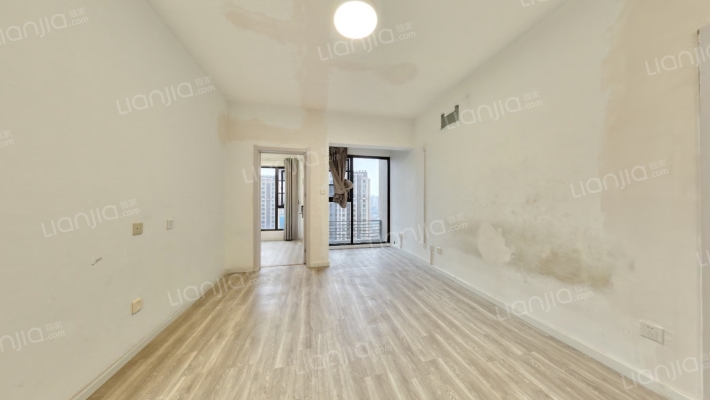 成华奥园广场二期二手房实景图