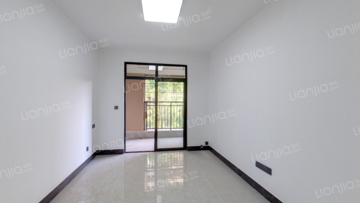 紫兰公馆二手房实景图