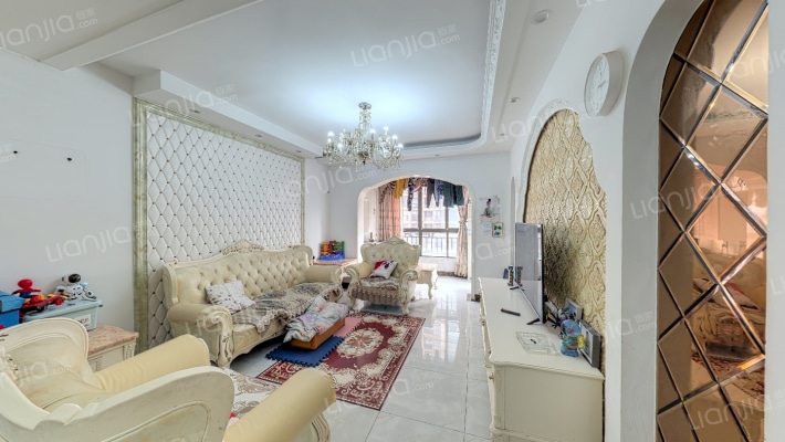 钱隆樽品二手房实景图