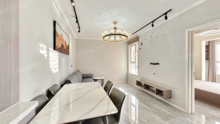 国樾龙城湾B区二手房实景图