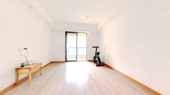 鹏湖湾二手房实景图