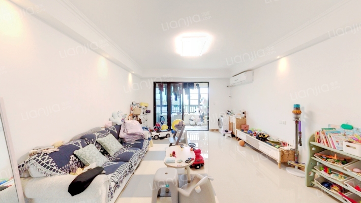 缘美公寓二手房实景图