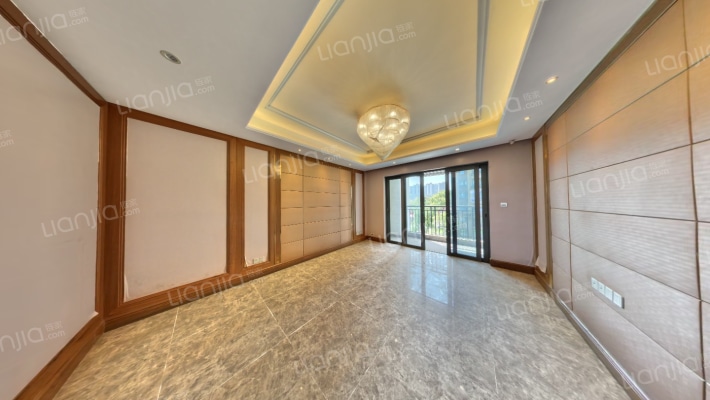 恒大文化旅游城C区二手房实景图