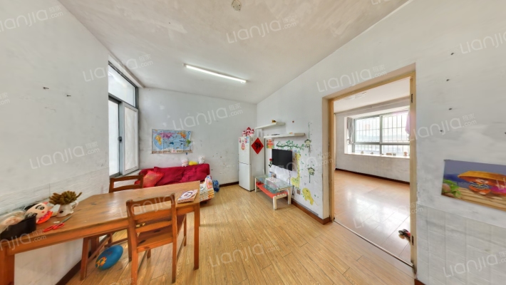 东虹花苑H区二手房实景图