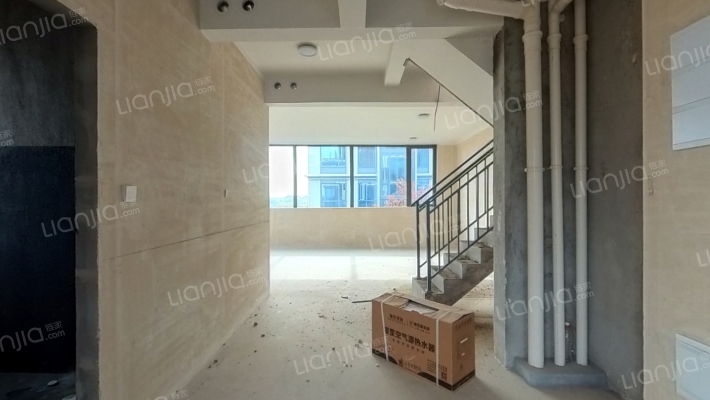 中交碧桂园澄庐二手房实景图