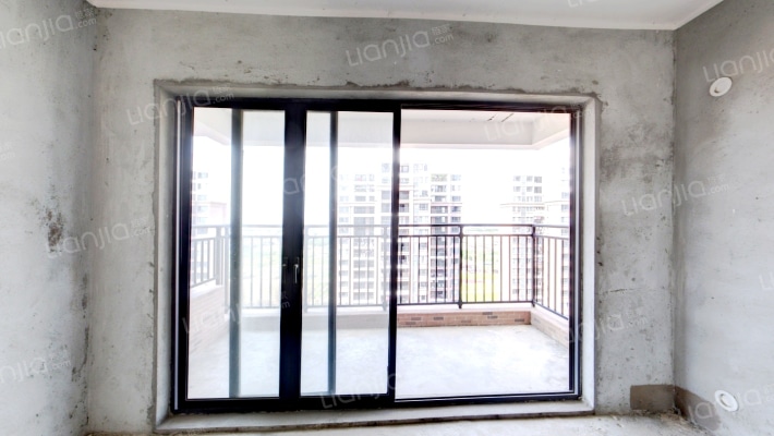 远洋珑郡二手房实景图