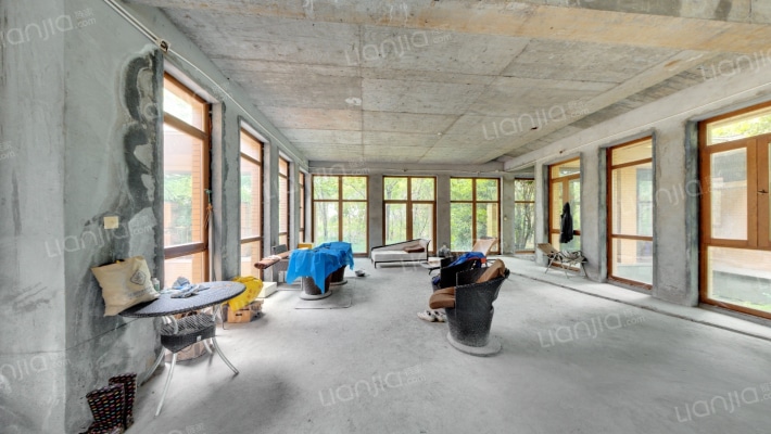 大自然花园二手房实景图