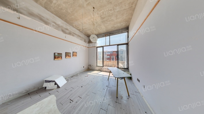 听海雅苑二手房实景图