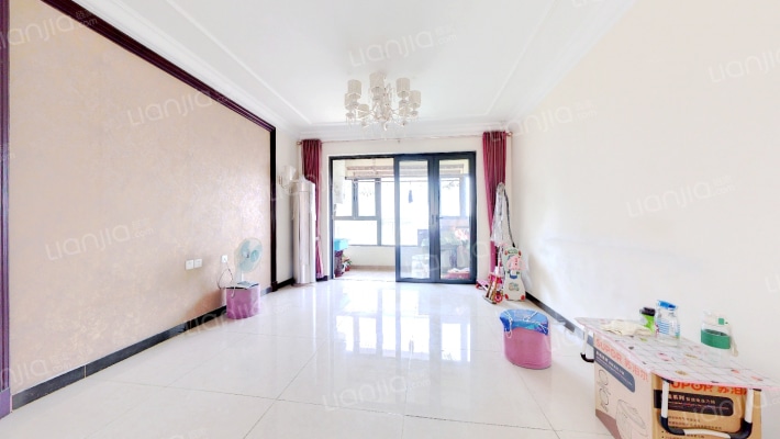 恒大金碧新城二手房实景图