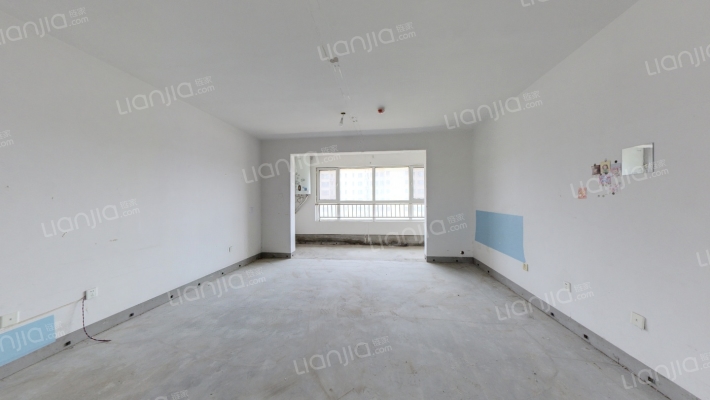 凤凰国际南区二手房实景图