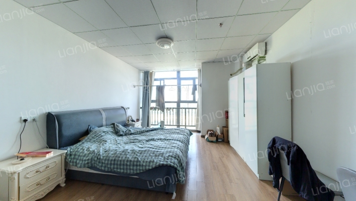 东方时代广场二手房实景图