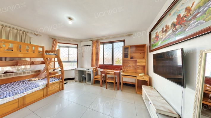 巧克力城二手房实景图