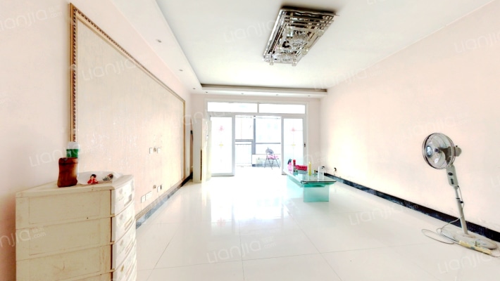 路劲河畔明珠二手房实景图