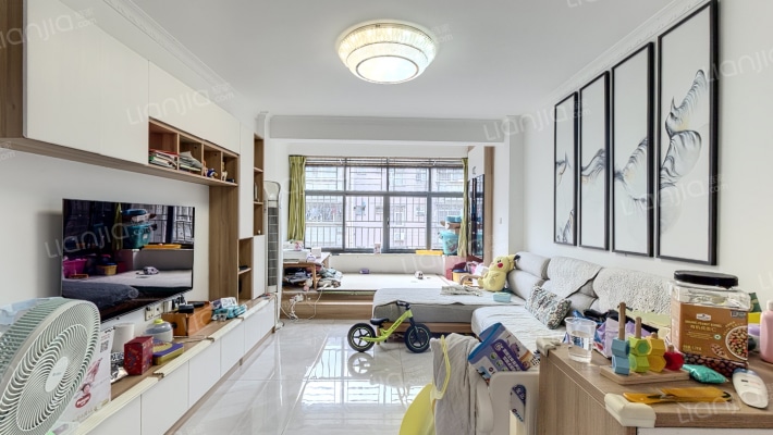 惠名花园二手房实景图