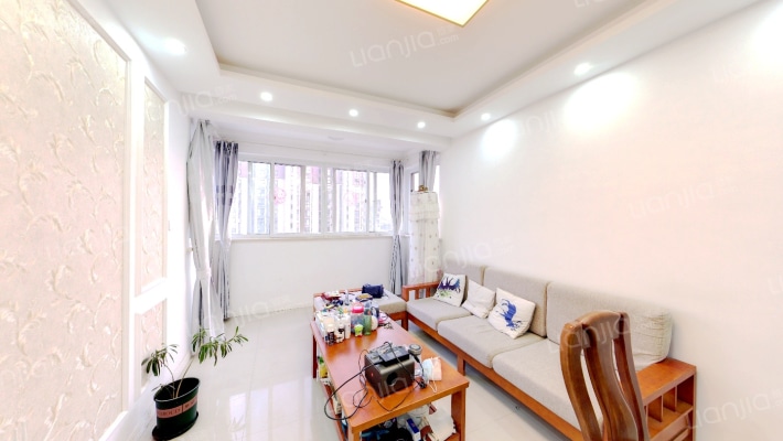 新鹿花苑二手房实景图